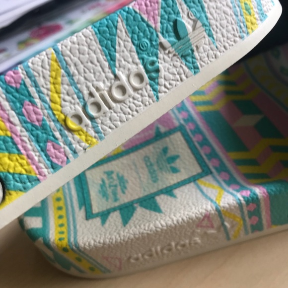 Adidas x AriZona Iced Tea Adilette slides - Picture 8 of 8